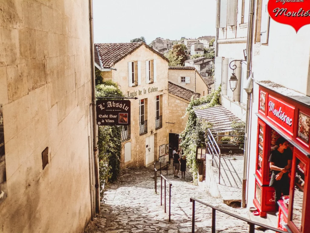 Best Wineries in Saint-Émilion to Visit